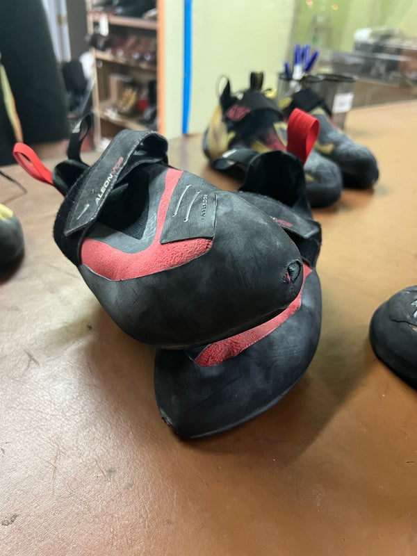 Climbing shoe 3